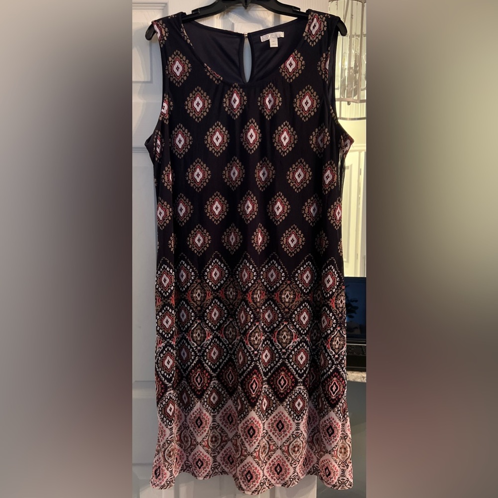 Dana Buchman Sheath Dress  Navy Blue Beige Diamond Print Sleeveless